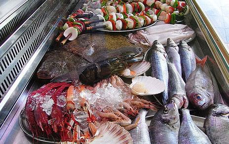 Los análisis de ADN revelan un elevado porcentaje de errores en la denominación del pescado en restaurantes de Madrid